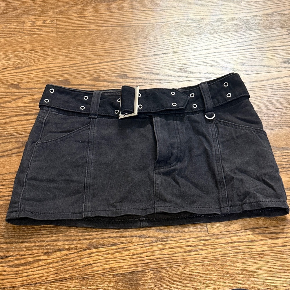 Adika Black Mini Skirt with Belt Detail Size Small